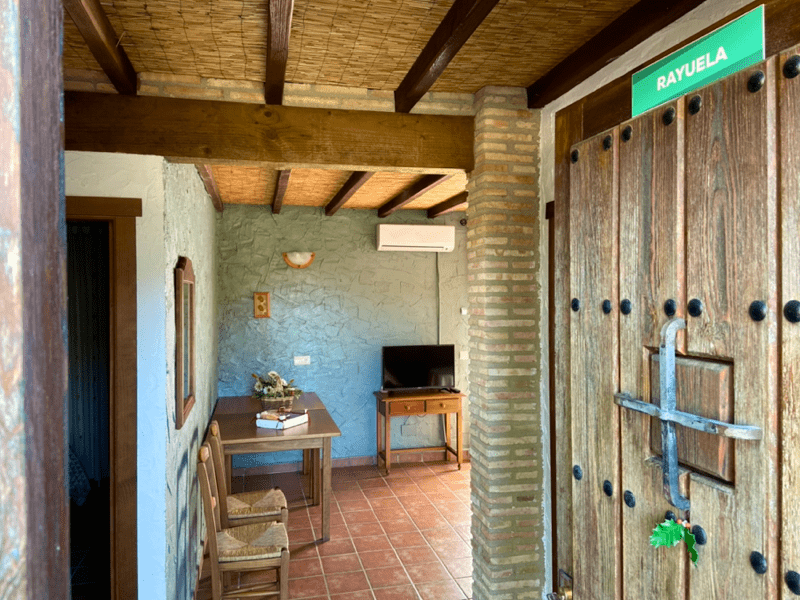 1281entrada_apartamento_rayuela